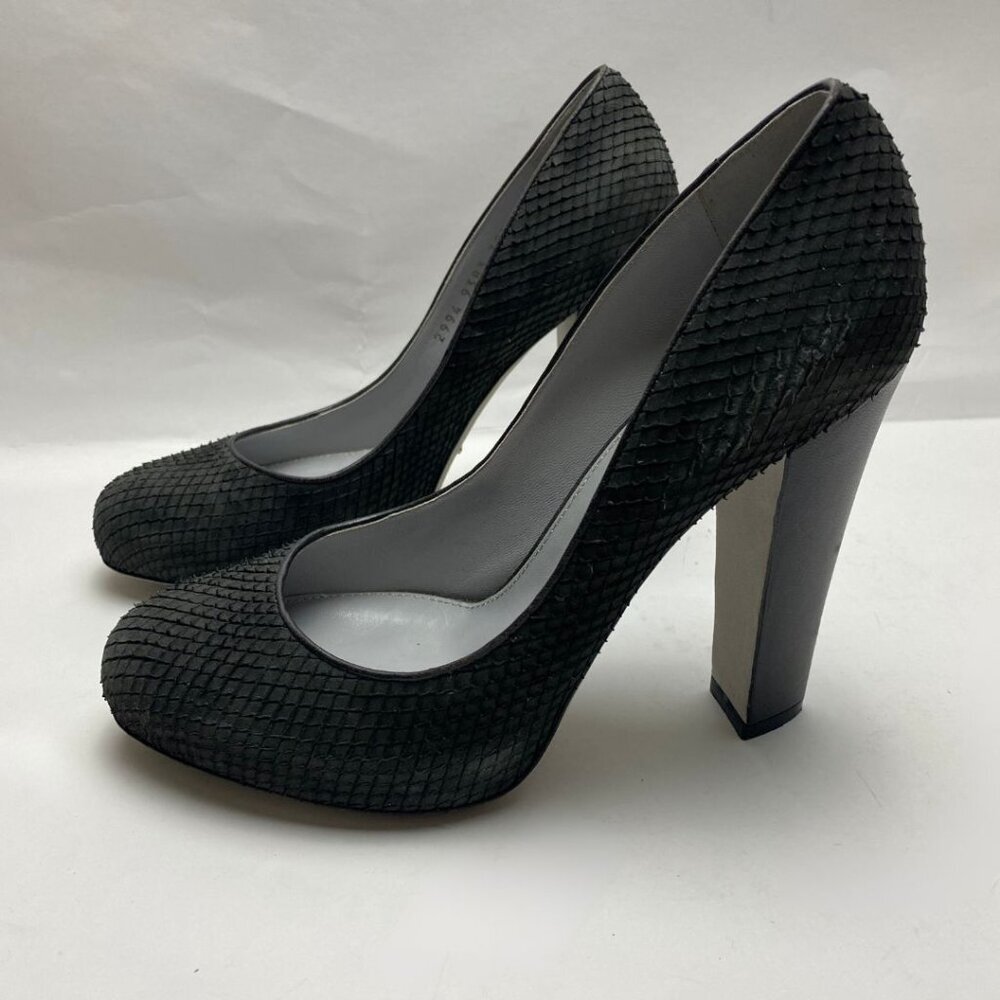 SERGIO ROSSI Black Snakeskin Pumps Size 38.5 - Picture 3 of 9